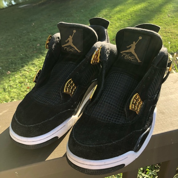 SOLD: Air Jordan Retro Royalty - Picture 3 of 11